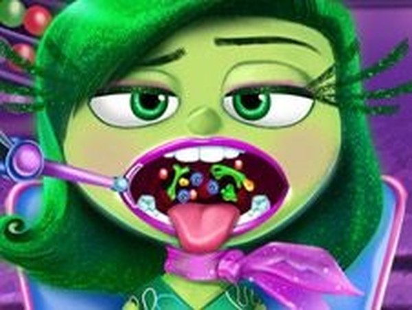 Disgust Throat Doctor Online Game - Health Education Game