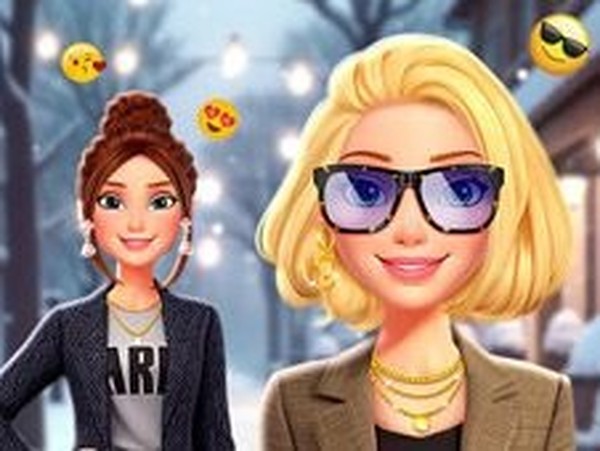 BFFs Winter Dress Up